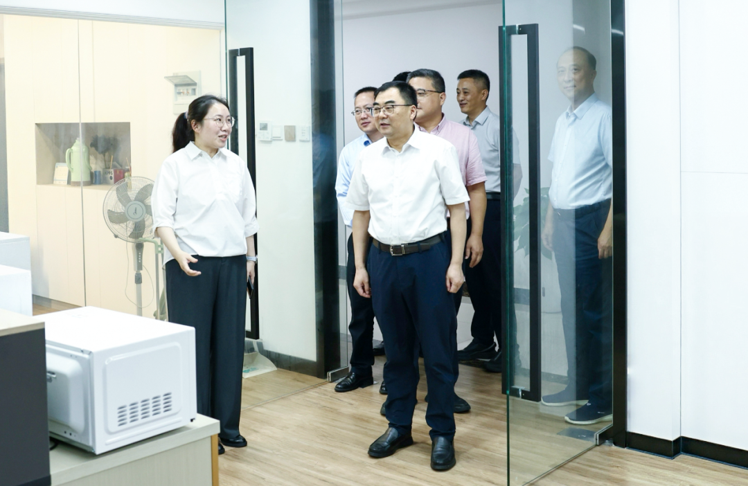 调研.png